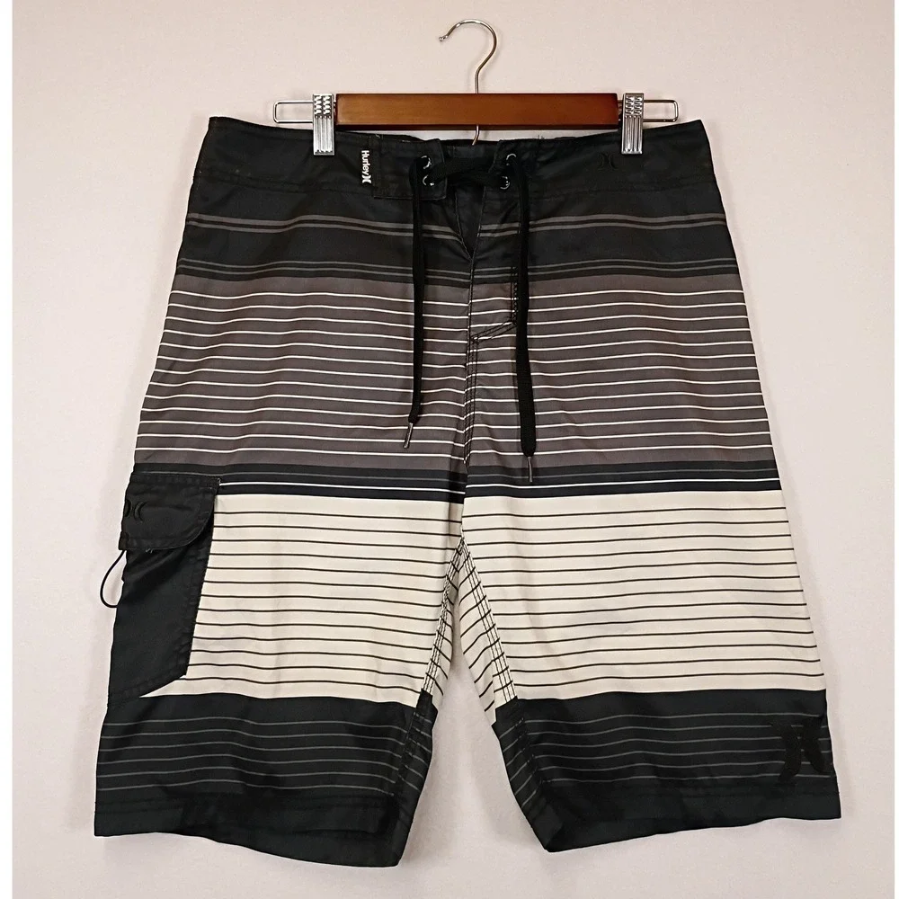 Surf Beach Hurley Mens 30 Black Grey White Striped Cargo Board Shorts MBS0002980